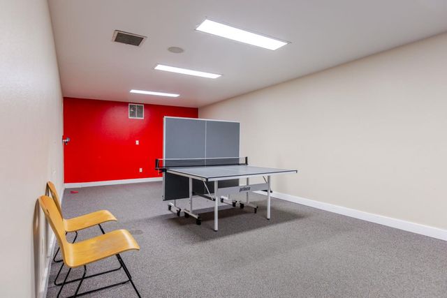 279 Tradewinds Drive 6, San Jose, CA 95123