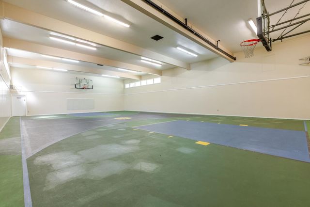 279 Tradewinds Drive 6, San Jose, CA 95123