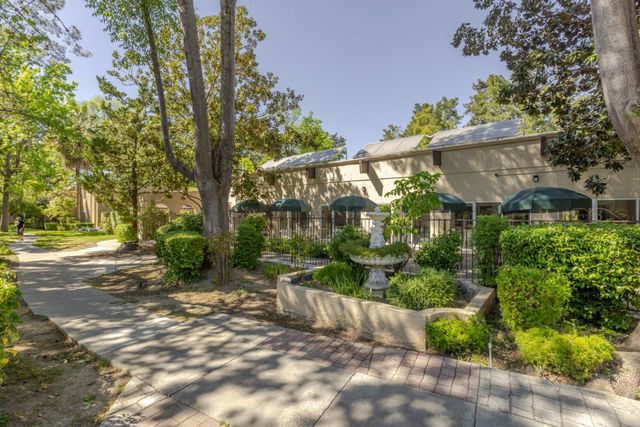 279 Tradewinds Drive 6, San Jose, CA 95123