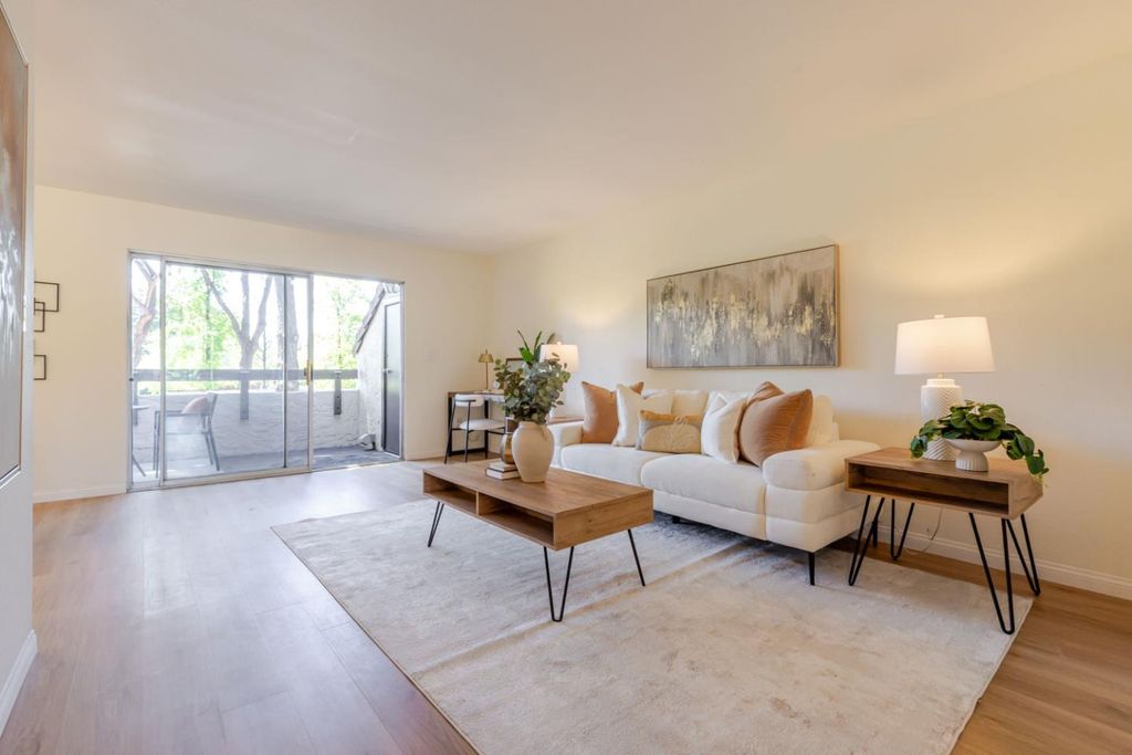 279 Tradewinds Drive 6, San Jose, CA 95123