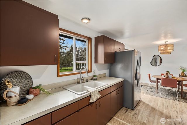 1408 E Maryland St, Bellingham, WA 98226