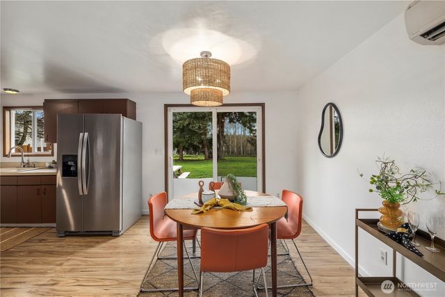 1408 E Maryland St, Bellingham, WA 98226