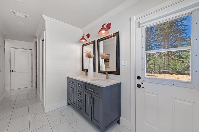 1528 Highland Dr, Placerville, CA 95667