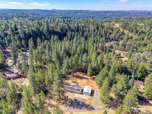 1528 Highland Dr, Placerville, CA 95667