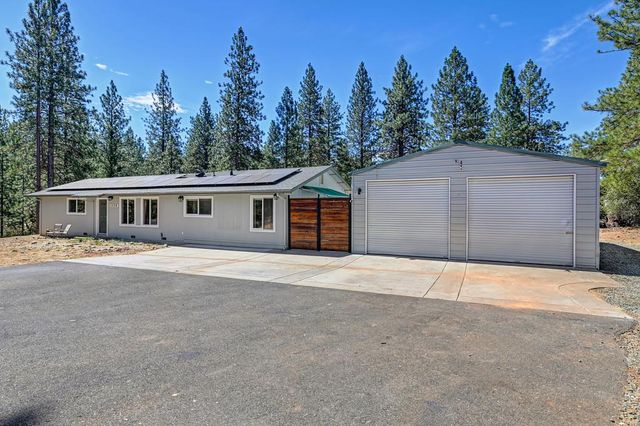 1528 Highland Dr, Placerville, CA 95667