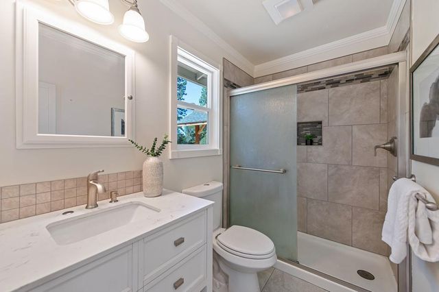1528 Highland Dr, Placerville, CA 95667