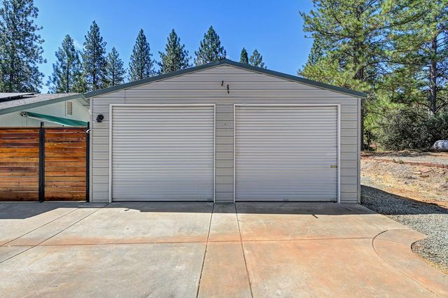 1528 Highland Dr, Placerville, CA 95667