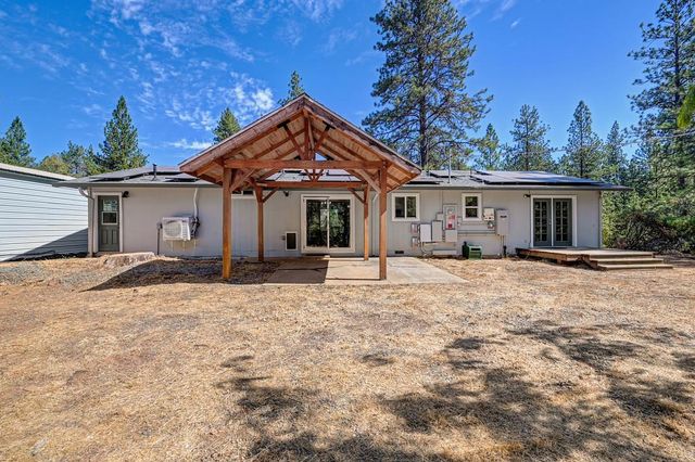1528 Highland Dr, Placerville, CA 95667