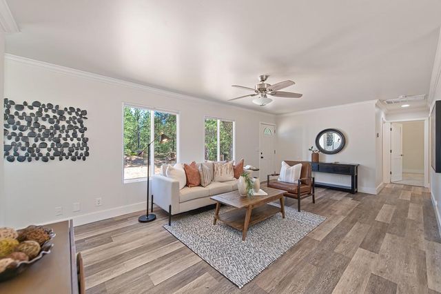 1528 Highland Dr, Placerville, CA 95667