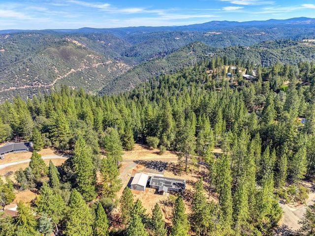 1528 Highland Dr, Placerville, CA 95667