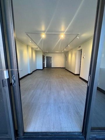 90 Edgewater Dr 606, Coral Gables, FL 33133