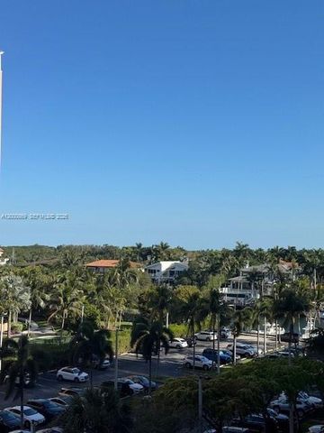 90 Edgewater Dr 606, Coral Gables, FL 33133