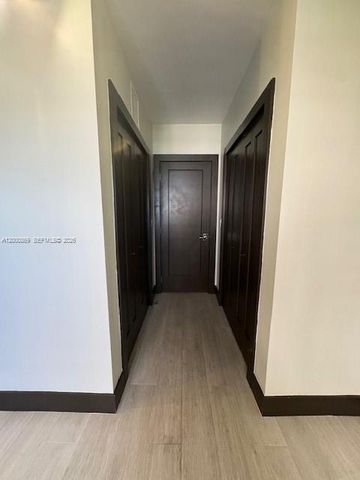 90 Edgewater Dr 606, Coral Gables, FL 33133