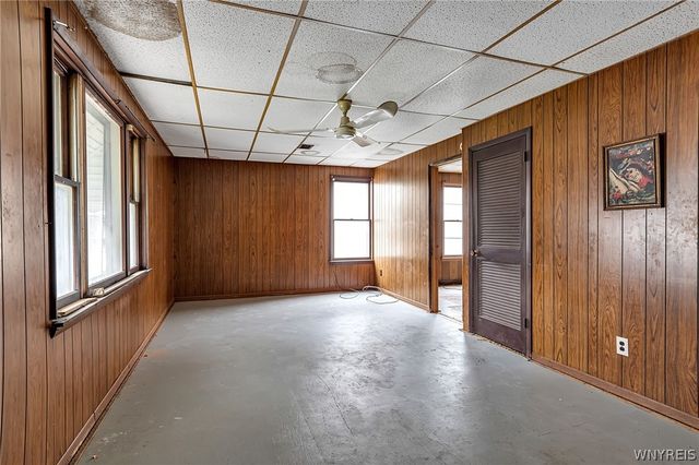 563 Tronolone Place, Niagara Falls, NY 14301