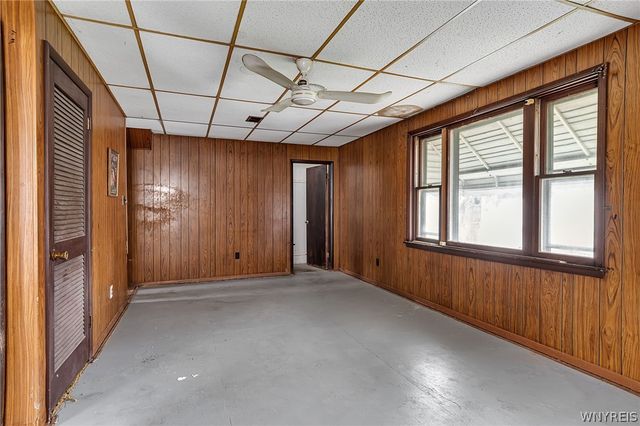 563 Tronolone Place, Niagara Falls, NY 14301