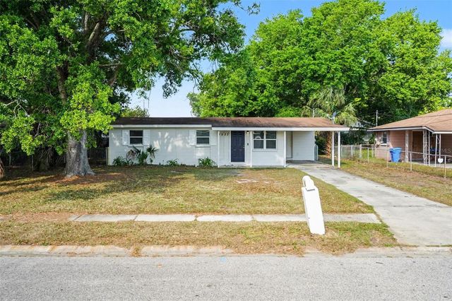4923 S 82ND STREET, Tampa, FL 33619