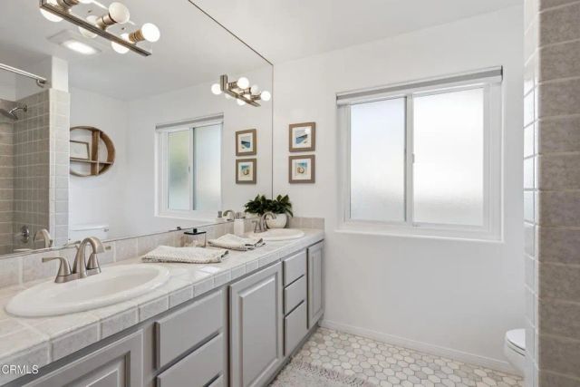 175 W Loop Drive, Camarillo, CA 93010