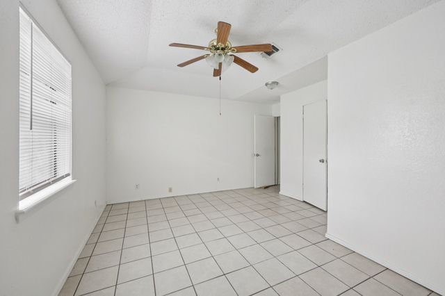 121 Cindy Lane, Weatherford, TX 76085