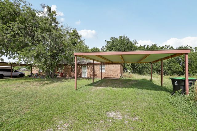 121 Cindy Lane, Weatherford, TX 76085