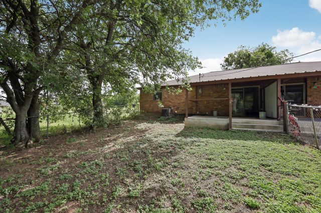 121 Cindy Lane, Weatherford, TX 76085