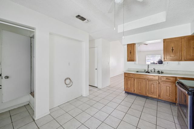 121 Cindy Lane, Weatherford, TX 76085