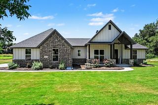 606 Central Road, Weatherford, TX 76088