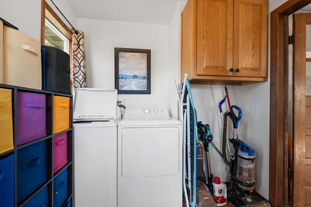 106 N LEMKE STREET, Cecil, WI 54111