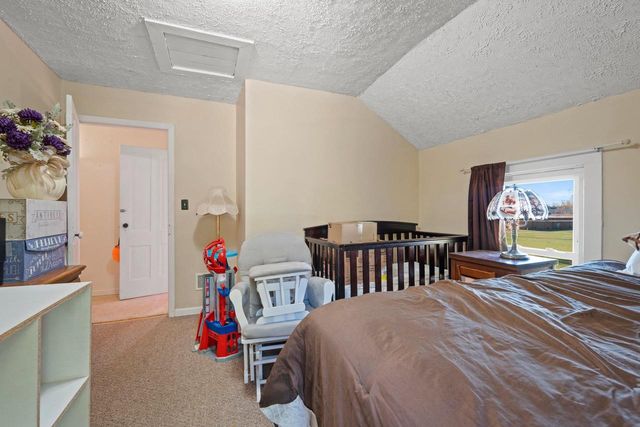 106 N LEMKE STREET, Cecil, WI 54111