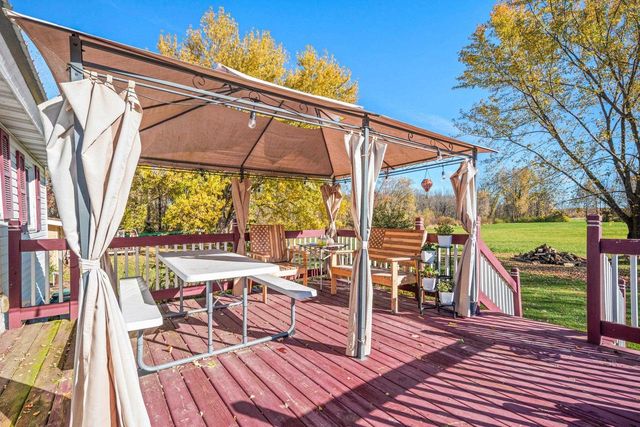 106 N LEMKE STREET, Cecil, WI 54111