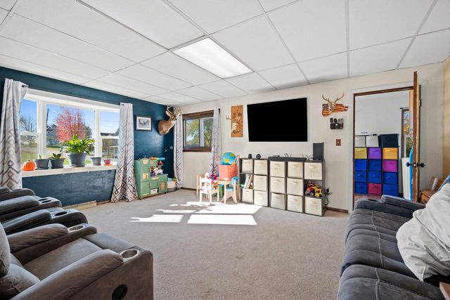 106 N LEMKE STREET, Cecil, WI 54111