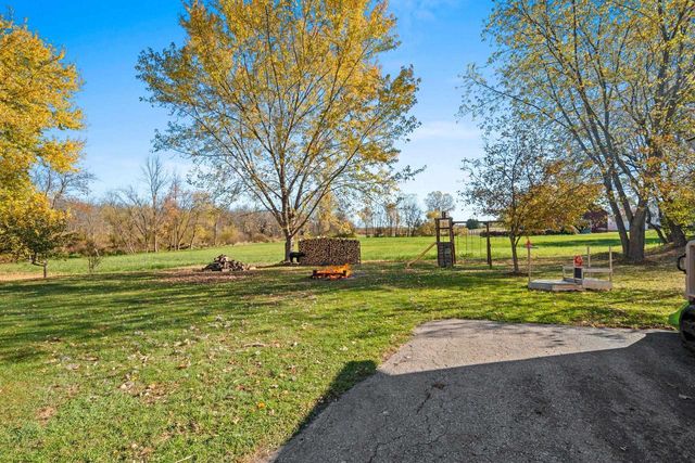 106 N LEMKE STREET, Cecil, WI 54111