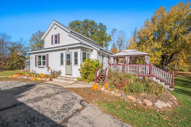 106 N LEMKE STREET, Cecil, WI 54111
