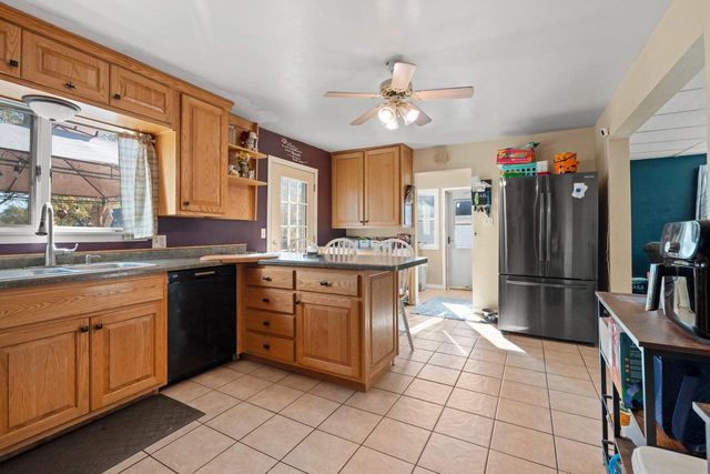 106 N LEMKE STREET, Cecil, WI 54111