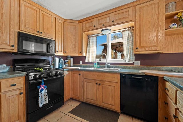 106 N LEMKE STREET, Cecil, WI 54111