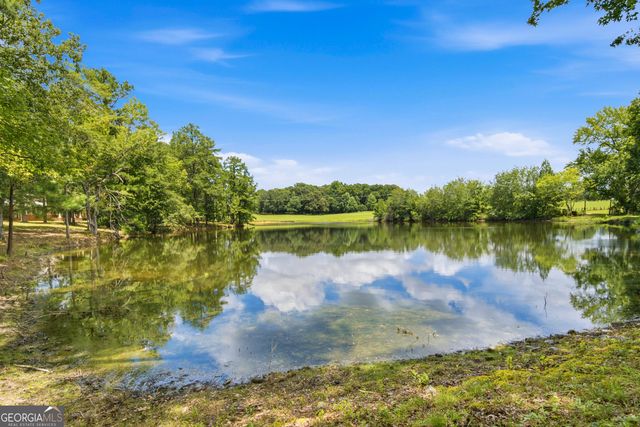 607 Grant Road, Brooks, GA 30205