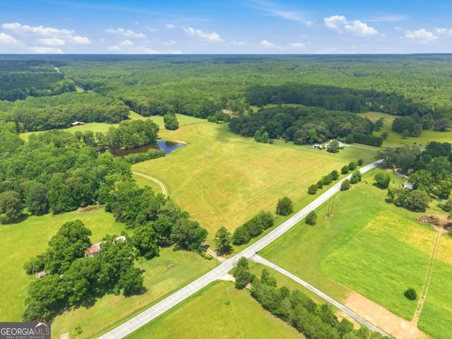 607 Grant Road, Brooks, GA 30205