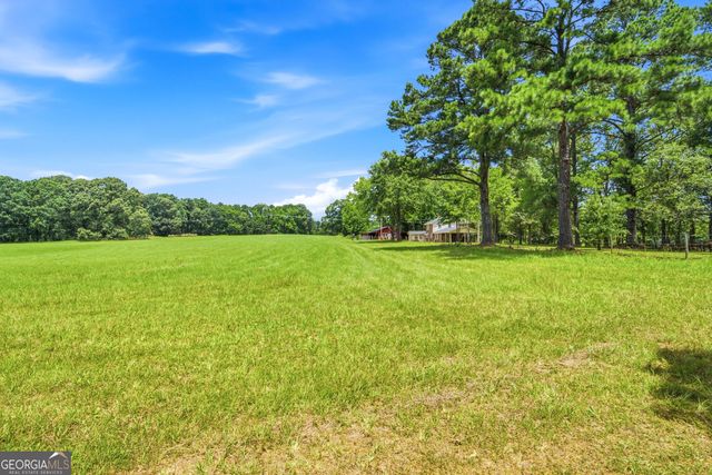 607 Grant Road, Brooks, GA 30205