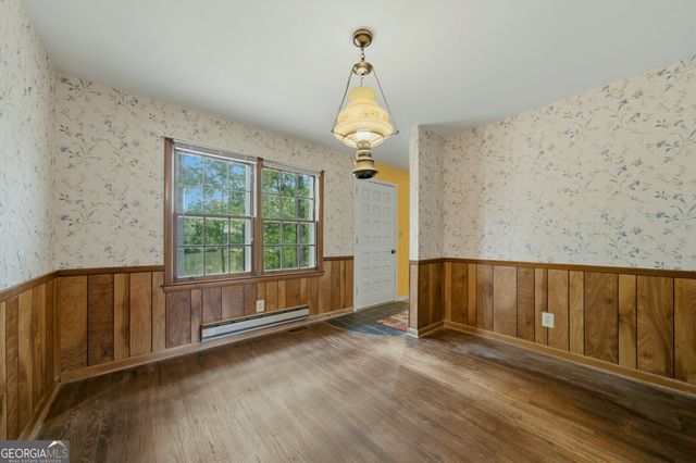 607 Grant Road, Brooks, GA 30205