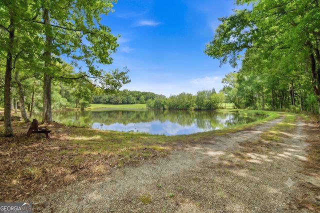 607 Grant Road, Brooks, GA 30205