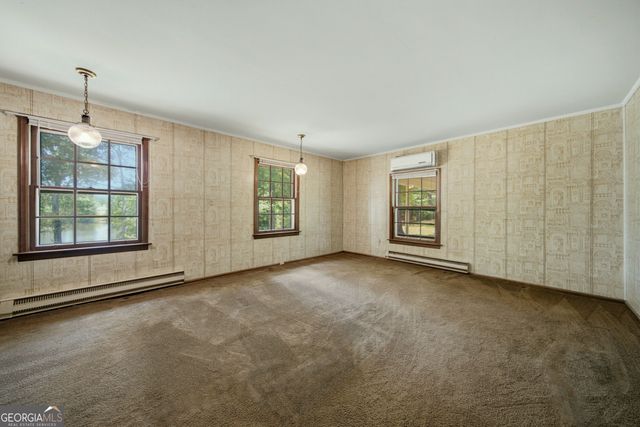 607 Grant Road, Brooks, GA 30205