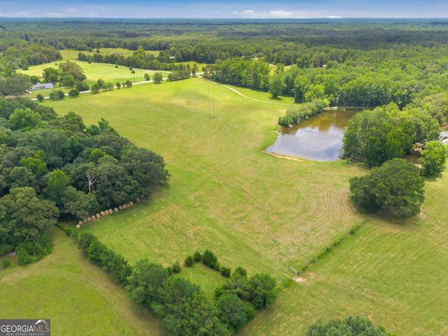 607 Grant Road, Brooks, GA 30205
