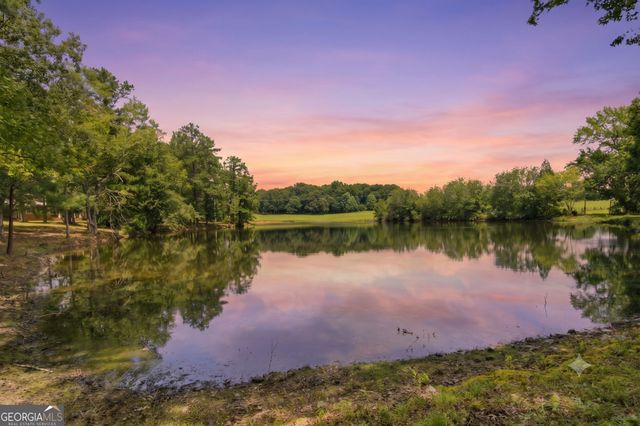 607 Grant Road, Brooks, GA 30205