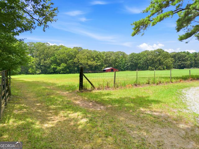 607 Grant Road, Brooks, GA 30205
