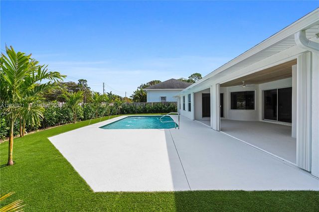 5923 Loxahatchee Pines Drive, Jupiter, FL 33458