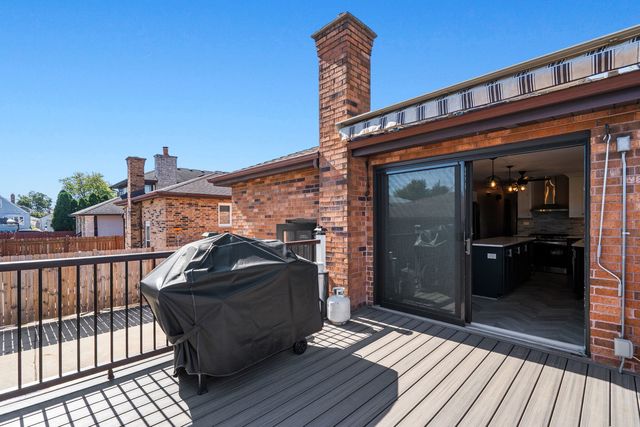 2333 Trumbull Avenue, River Grove, IL 60171