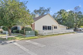 110 Parkwood Drive, Niceville, FL 32578