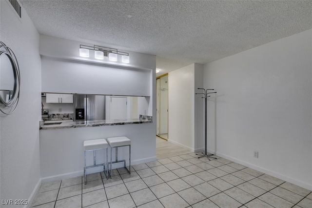 205 East Harmon Avenue 112, Las Vegas, NV 89169