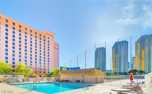 205 East Harmon Avenue 112, Las Vegas, NV 89169