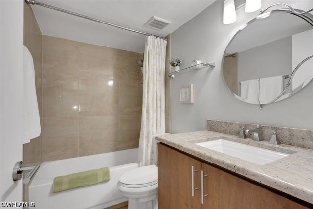 638 7th AVE S B638, Naples, FL 34102