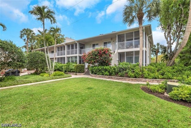 638 7th AVE S B638, Naples, FL 34102
